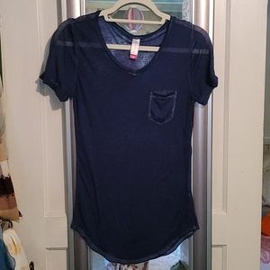 Navy blue burn out tee.